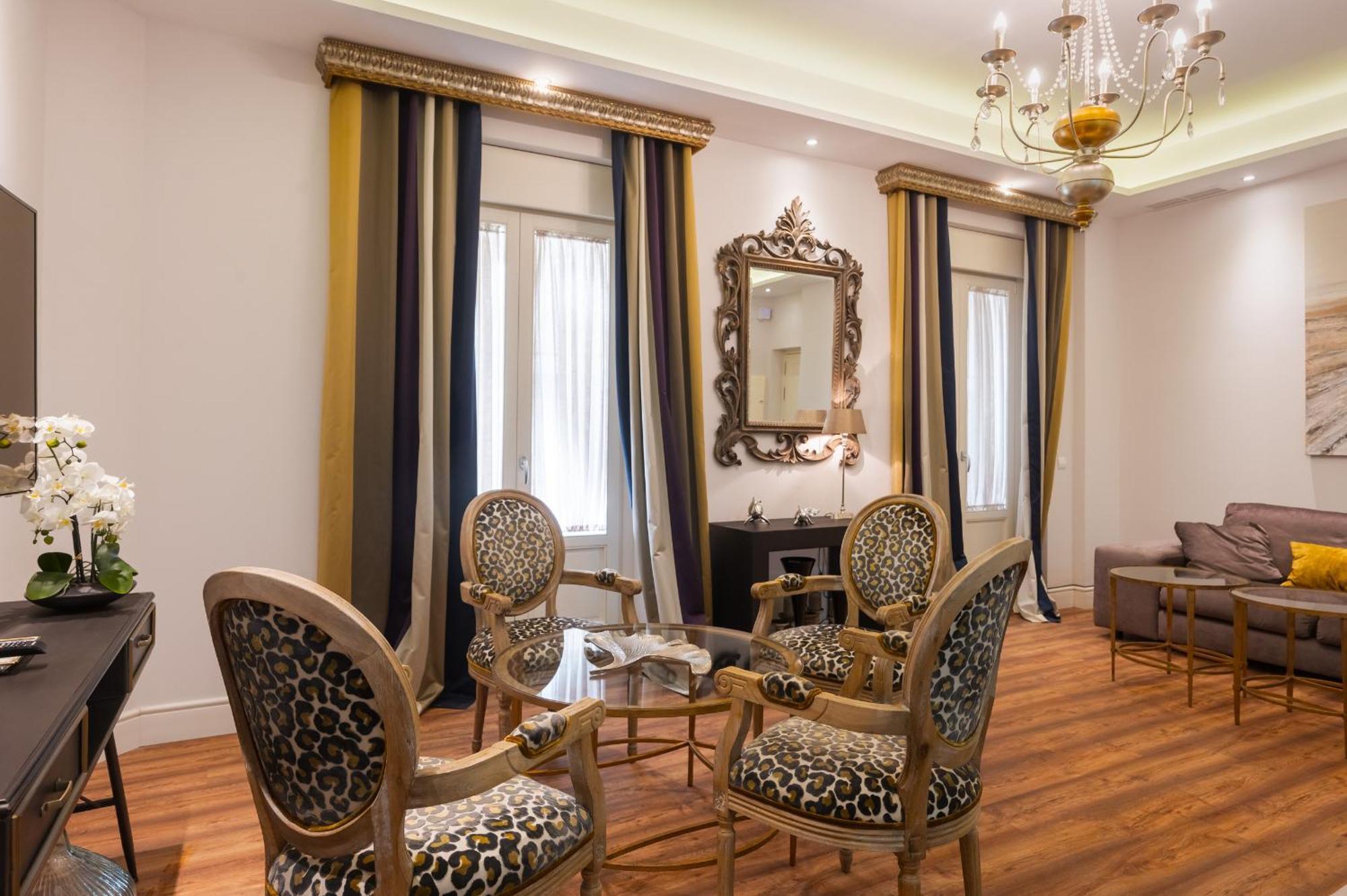 Centro Luxe 3 Rooms Севилья Экстерьер фото